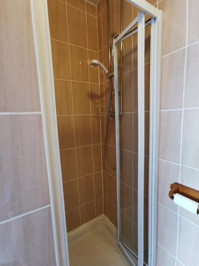 סטירלינג Whitehouse Guest House מראה חיצוני תמונה